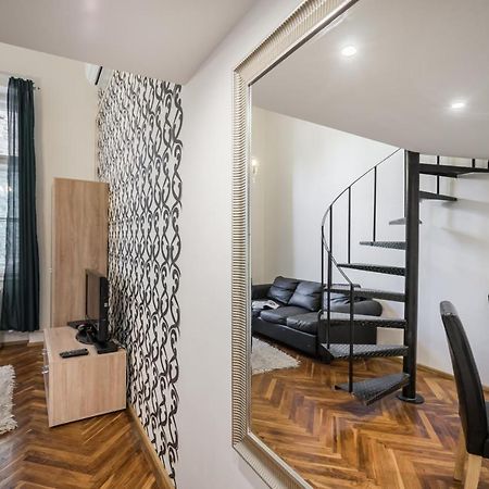 Bpr Robinia Downtown Apartment Budapest Kültér fotó